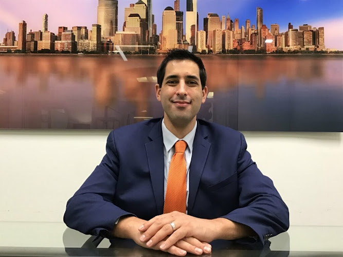 Hill & Moin LLP - Accident Attorneys