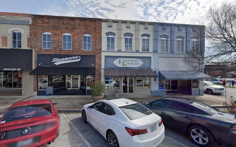 Lee & Smith Law Offices: Lee Michael R