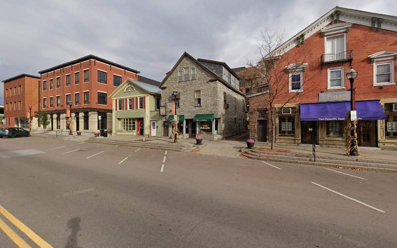 Robert E Farrar Law Office