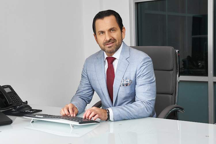 Sanabria & Associates Abogados/Attorneys